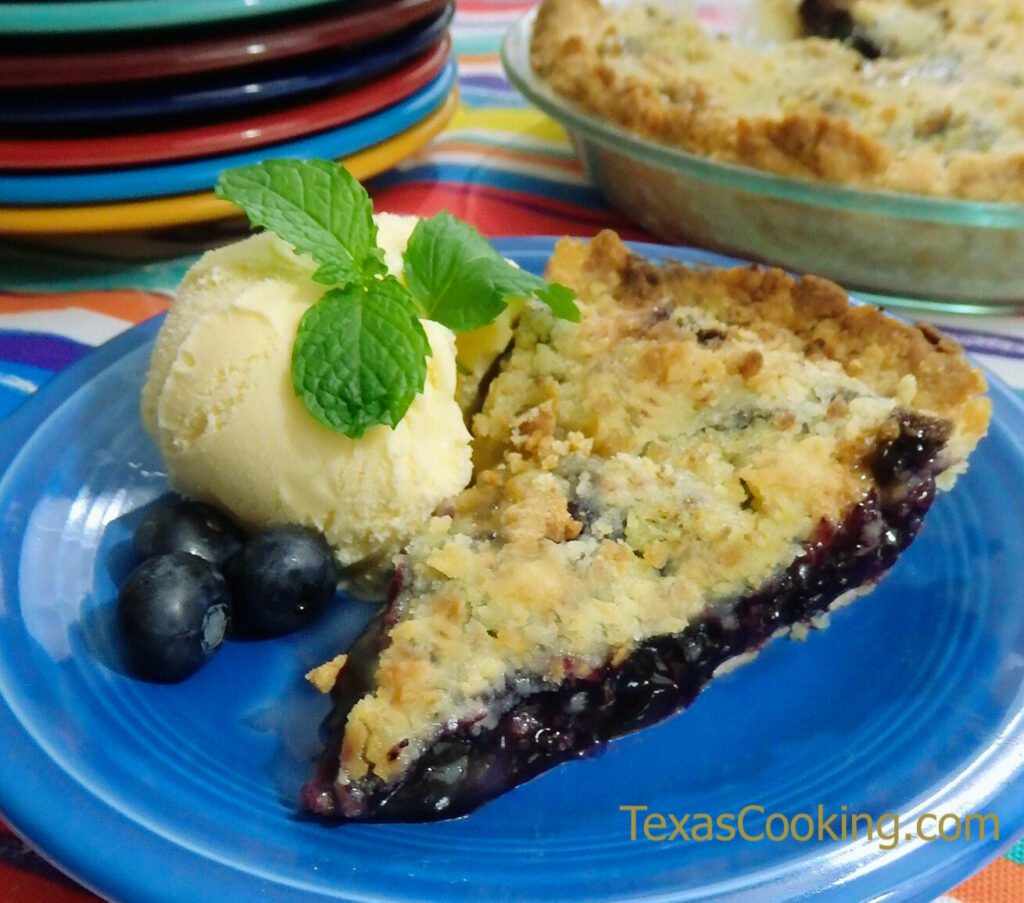 Blueberry Crumble Pie